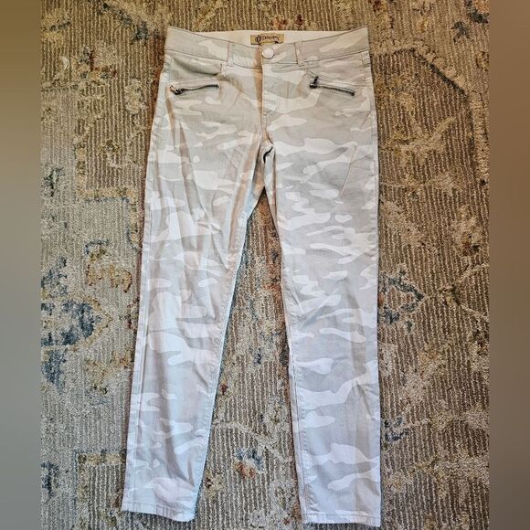 Democracy Ab Technology Camo Ankle Jeans Sz 8 With 28" Inseam - Picture 1 of 5